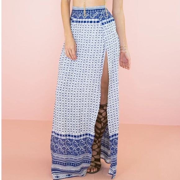 L’ATISTE | Maxi Skirt - Picture 14 of 16